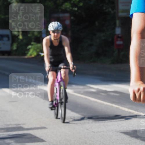 08.09.2024 - Stadtparktriathlon Zöllner http://msf.ph/oto/6990154 08.09.2024 10:19:46 Radfahren 196, 311, 322, 340 meine-sportfotos.de