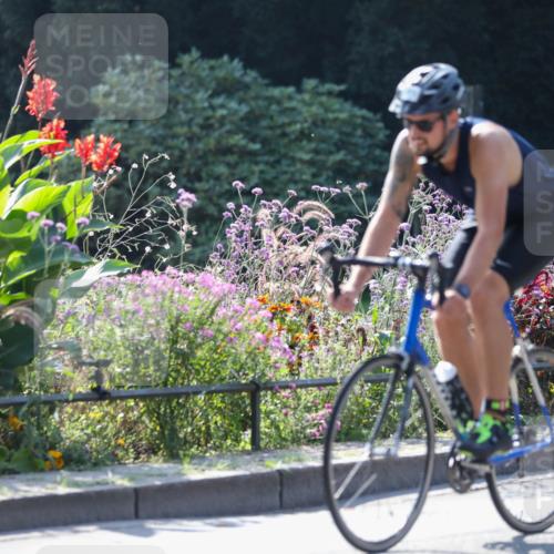 08.09.2024 - Stadtparktriathlon Zöllner http://msf.ph/oto/6990162 08.09.2024 11:22:03 Radfahren 501, 634, 645 meine-sportfotos.de
