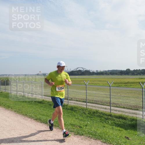 08.09.2024 - Airport Race Miley Keyser http://msf.ph/oto/6990187 08.09.2024 12:07:30 Laufen OLYMPUS, DIGITAL, CAMERA meine-sportfotos.de