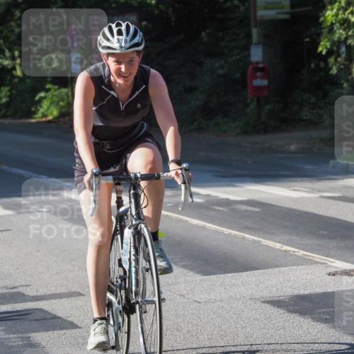 08.09.2024 - Stadtparktriathlon Zöllner http://msf.ph/oto/6990245 08.09.2024 10:20:02 Radfahren 183, 304, 308, 318, 321, 359 meine-sportfotos.de