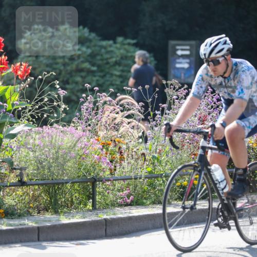 08.09.2024 - Stadtparktriathlon Zöllner http://msf.ph/oto/6990251 08.09.2024 11:22:49 Radfahren 487, 528, 531, 574 meine-sportfotos.de