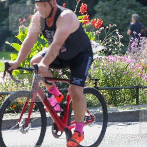 08.09.2024 - Stadtparktriathlon Zöllner http://msf.ph/oto/6990258 08.09.2024 11:22:50 Radfahren 487, 528, 531, 574 meine-sportfotos.de
