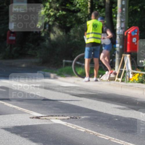 08.09.2024 - Stadtparktriathlon Zöllner http://msf.ph/oto/6990305 08.09.2024 10:20:20 Radfahren 190, 234, 299, 323, 341, 349, 352 meine-sportfotos.de