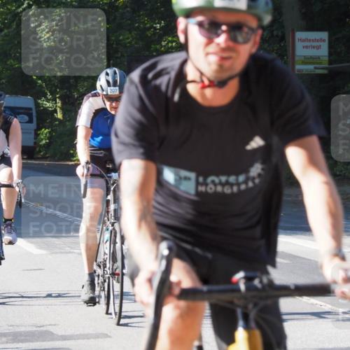 08.09.2024 - Stadtparktriathlon Zöllner http://msf.ph/oto/6990392 08.09.2024 10:20:40 Radfahren 191, 207, 226, 227, 246, 264, 283, 286, 310, 312, 338, 348 meine-sportfotos.de