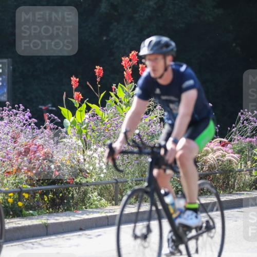 08.09.2024 - Stadtparktriathlon Zöllner http://msf.ph/oto/6990408 08.09.2024 11:23:59 Radfahren 473, 562, 583, 643 meine-sportfotos.de