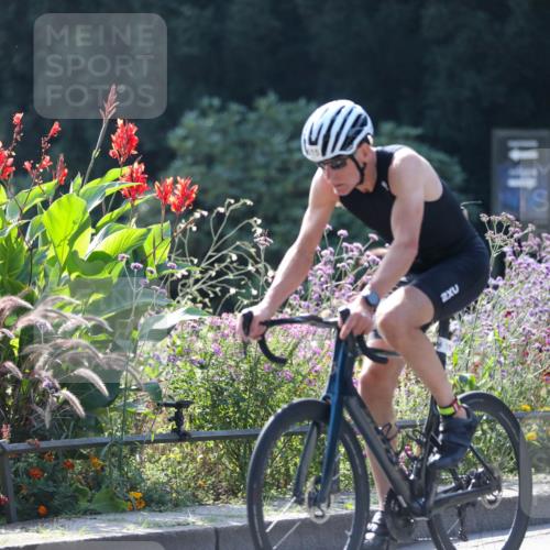 08.09.2024 - Stadtparktriathlon Zöllner http://msf.ph/oto/6990429 08.09.2024 11:24:12 Radfahren 473, 515 meine-sportfotos.de