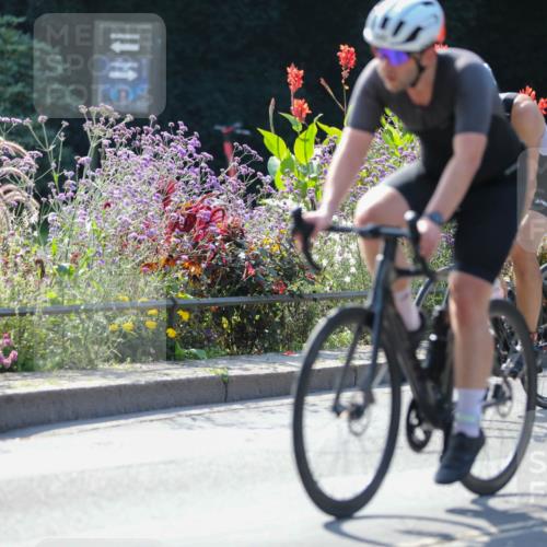 08.09.2024 - Stadtparktriathlon Zöllner http://msf.ph/oto/6990504 08.09.2024 11:24:50 Radfahren 481, 484, 516, 527, 536, 538, 546, 593 meine-sportfotos.de