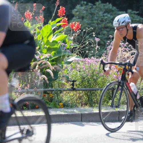 08.09.2024 - Stadtparktriathlon Zöllner http://msf.ph/oto/6990510 08.09.2024 11:24:51 Radfahren 481, 484, 516, 527, 536, 538, 546 meine-sportfotos.de