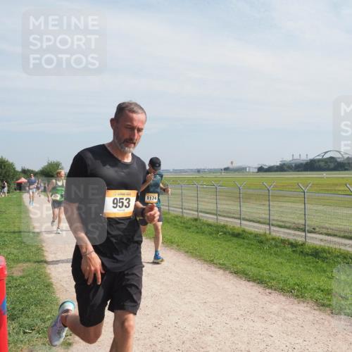 08.09.2024 - Airport Race Miley Keyser http://msf.ph/oto/6990532 08.09.2024 12:08:27 Laufen OLYMPUS, DIGITAL, CAMERA meine-sportfotos.de