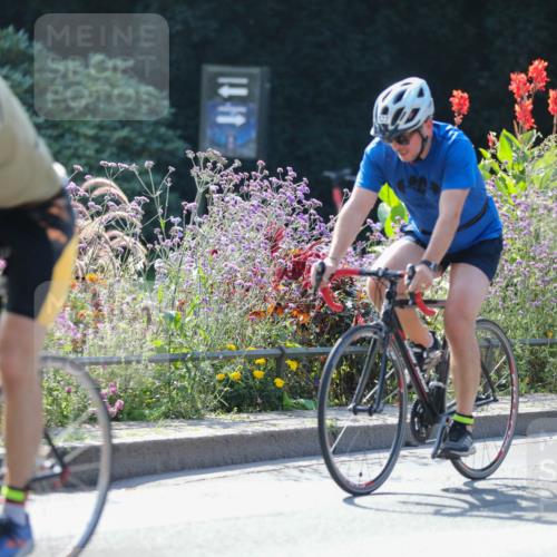 08.09.2024 - Stadtparktriathlon Zöllner http://msf.ph/oto/6990547 08.09.2024 11:25:01 Radfahren 516, 527, 536, 538 meine-sportfotos.de