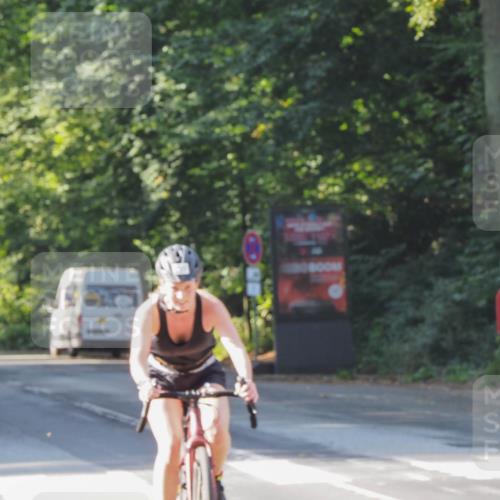 08.09.2024 - Stadtparktriathlon Zöllner http://msf.ph/oto/6990597 08.09.2024 10:21:19 Radfahren 209, 274, 293, 303, 1937 meine-sportfotos.de