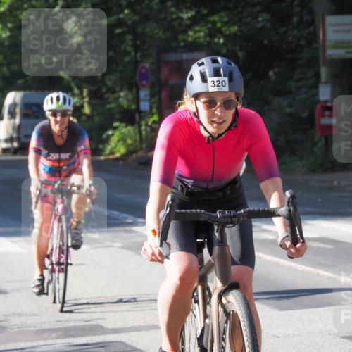 08.09.2024 - Stadtparktriathlon Zöllner http://msf.ph/oto/6990685 08.09.2024 10:21:48 Radfahren 249, 320, 354 meine-sportfotos.de