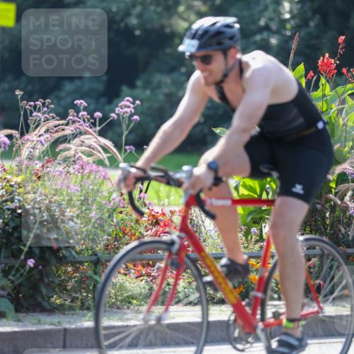08.09.2024 - Stadtparktriathlon Zöllner http://msf.ph/oto/6990720 08.09.2024 11:26:01 Radfahren 490, 504, 592, 642 meine-sportfotos.de