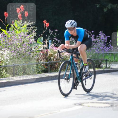 08.09.2024 - Stadtparktriathlon Zöllner http://msf.ph/oto/6990732 08.09.2024 11:26:10 Radfahren 490, 539, 571, 592, 624, 640, 642 meine-sportfotos.de