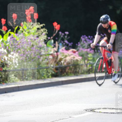 08.09.2024 - Stadtparktriathlon Zöllner http://msf.ph/oto/6990736 08.09.2024 11:26:10 Radfahren 490, 539, 571, 592, 624, 640, 642 meine-sportfotos.de