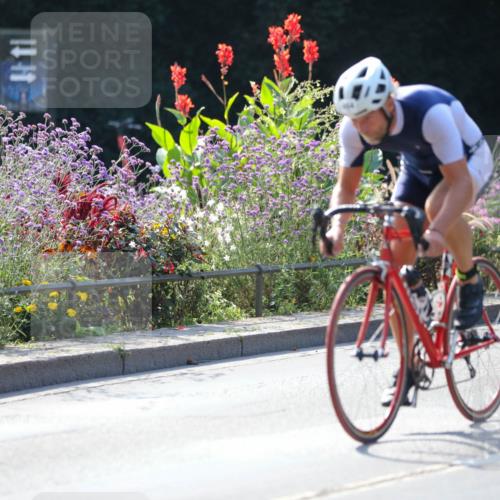 08.09.2024 - Stadtparktriathlon Zöllner http://msf.ph/oto/6990784 08.09.2024 11:26:31 Radfahren 464, 641, 644 meine-sportfotos.de