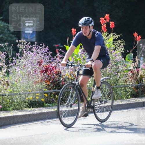 08.09.2024 - Stadtparktriathlon Zöllner http://msf.ph/oto/6990826 08.09.2024 11:26:48 Radfahren 470, 499, 554, 608, 630 meine-sportfotos.de