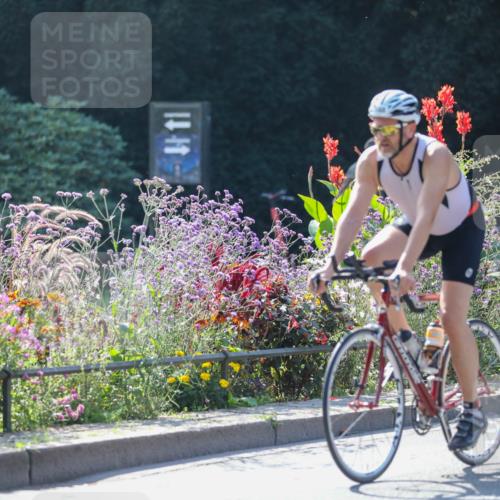 08.09.2024 - Stadtparktriathlon Zöllner http://msf.ph/oto/6990893 08.09.2024 11:27:18 Radfahren 468, 482, 511, 534, 584, 632 meine-sportfotos.de
