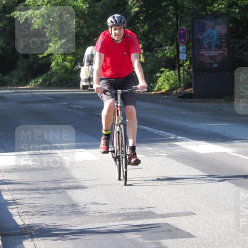 08.09.2024 - Stadtparktriathlon Zöllner http://msf.ph/oto/6990901 08.09.2024 10:22:37 Radfahren 201, 202, 265, 268, 324 meine-sportfotos.de