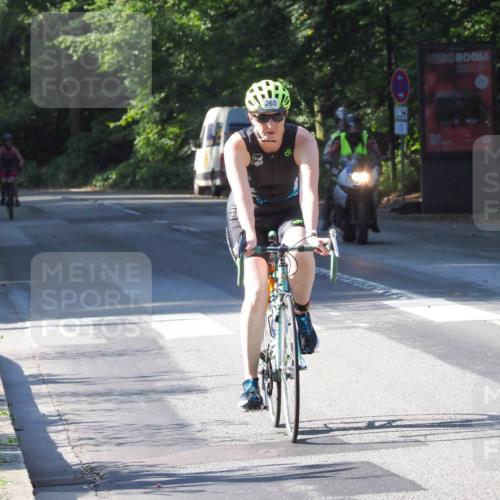 08.09.2024 - Stadtparktriathlon Zöllner http://msf.ph/oto/6990916 08.09.2024 10:22:44 Radfahren 265 meine-sportfotos.de
