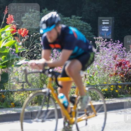 08.09.2024 - Stadtparktriathlon Zöllner http://msf.ph/oto/6990918 08.09.2024 11:27:22 Radfahren 482, 511, 519, 534, 559, 584, 618 meine-sportfotos.de