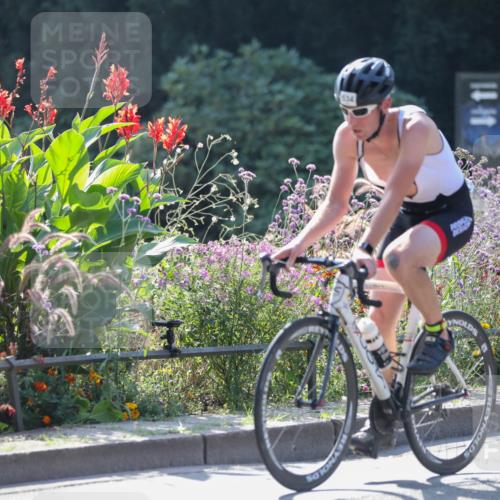 08.09.2024 - Stadtparktriathlon Zöllner http://msf.ph/oto/6990928 08.09.2024 11:27:28 Radfahren 509, 519, 534, 559, 618, 629, 647 meine-sportfotos.de