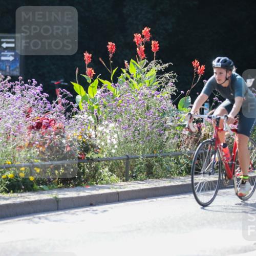 08.09.2024 - Stadtparktriathlon Zöllner http://msf.ph/oto/6991010 08.09.2024 11:27:59 Radfahren 589, 646, 660 meine-sportfotos.de