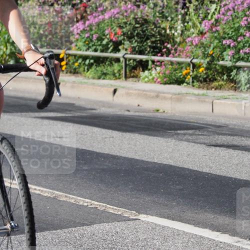 08.09.2024 - Stadtparktriathlon Zöllner http://msf.ph/oto/6991069 08.09.2024 10:23:10 Radfahren 228, 256, 263, 281, 315, 335, 345 meine-sportfotos.de