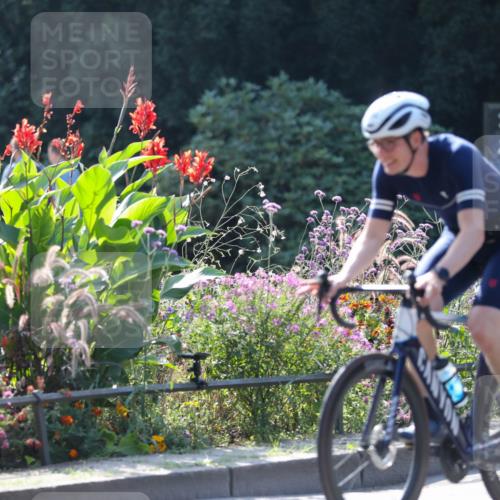 08.09.2024 - Stadtparktriathlon Zöllner http://msf.ph/oto/6991082 08.09.2024 11:28:34 Radfahren 494, 506 meine-sportfotos.de