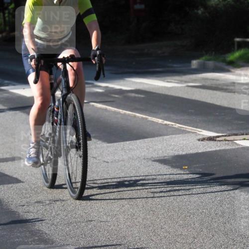08.09.2024 - Stadtparktriathlon Zöllner http://msf.ph/oto/6991084 08.09.2024 10:23:11 Radfahren 228, 256, 263, 281, 315, 335, 345 meine-sportfotos.de