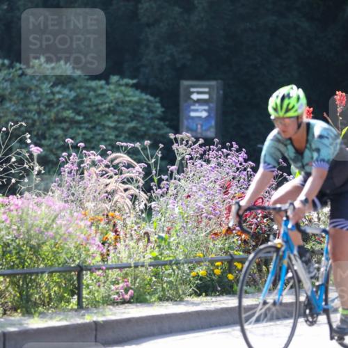 08.09.2024 - Stadtparktriathlon Zöllner http://msf.ph/oto/6991115 08.09.2024 11:29:15 Radfahren 547, 563, 570, 596, 620 meine-sportfotos.de