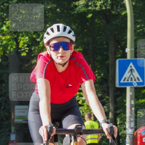 08.09.2024 - Stadtparktriathlon Zöllner http://msf.ph/oto/6991155 08.09.2024 10:23:40 Radfahren 195, 225, 237, 238, 244, 261, 353 meine-sportfotos.de