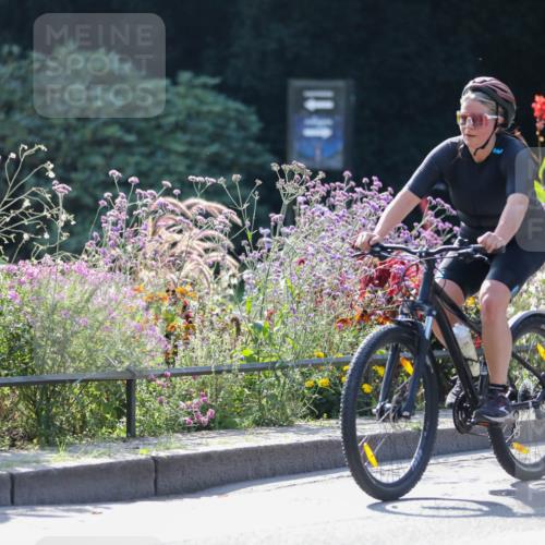 08.09.2024 - Stadtparktriathlon Zöllner http://msf.ph/oto/6991193 08.09.2024 11:29:58 Radfahren 613, 626, 645 meine-sportfotos.de