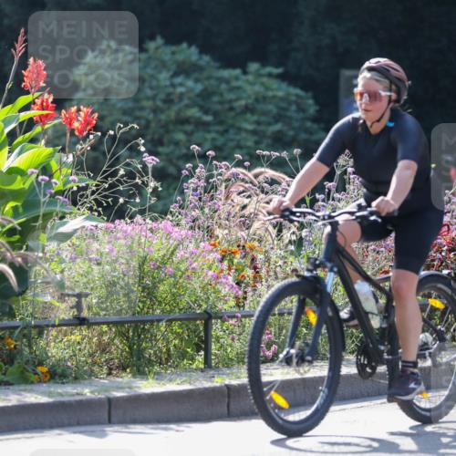 08.09.2024 - Stadtparktriathlon Zöllner http://msf.ph/oto/6991196 08.09.2024 11:29:58 Radfahren 613, 626, 645 meine-sportfotos.de
