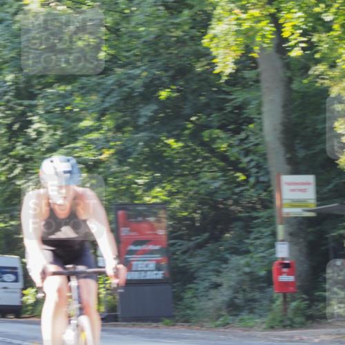 08.09.2024 - Stadtparktriathlon Zöllner http://msf.ph/oto/6991204 08.09.2024 10:23:45 Radfahren 192, 194, 195, 225, 237, 244, 261, 353 meine-sportfotos.de