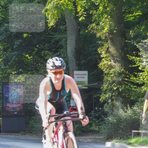 08.09.2024 - Stadtparktriathlon Zöllner http://msf.ph/oto/6991250 08.09.2024 10:24:00 Radfahren 243, 289, 319 meine-sportfotos.de