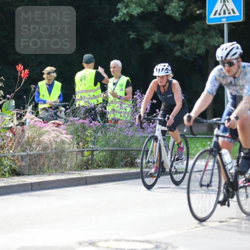 08.09.2024 - Stadtparktriathlon Zöllner http://msf.ph/oto/6991266 08.09.2024 11:30:34 Radfahren 487, 524, 541, 588, 606 meine-sportfotos.de