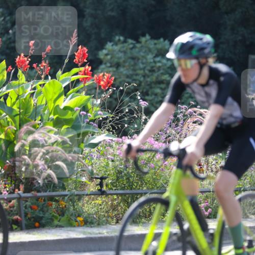 08.09.2024 - Stadtparktriathlon Zöllner http://msf.ph/oto/6991278 08.09.2024 11:30:36 Radfahren 487, 524, 541, 588, 606 meine-sportfotos.de