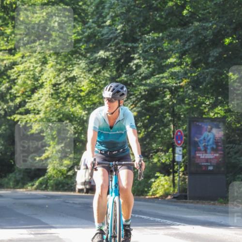 08.09.2024 - Stadtparktriathlon Zöllner http://msf.ph/oto/6991282 08.09.2024 10:24:28 Radfahren 356 meine-sportfotos.de