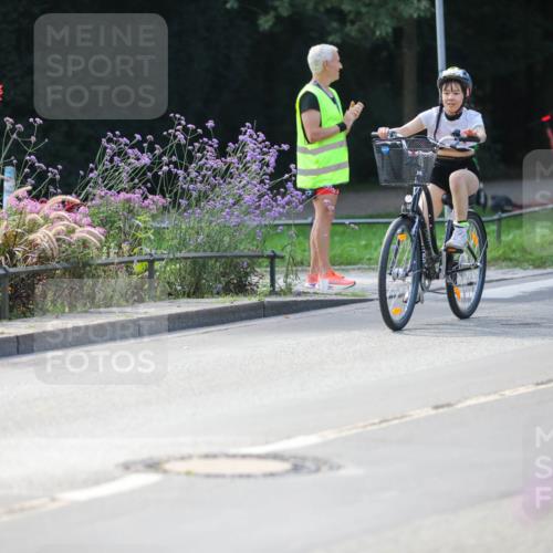 08.09.2024 - Stadtparktriathlon Zöllner http://msf.ph/oto/6991365 08.09.2024 11:31:41 Radfahren 525, 572, 639 meine-sportfotos.de
