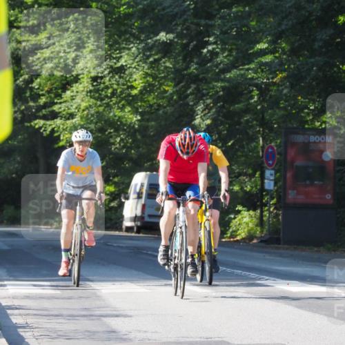08.09.2024 - Stadtparktriathlon Zöllner http://msf.ph/oto/6991371 08.09.2024 10:25:07 Radfahren 206, 220, 236, 247, 275, 278, 292, 360, 362 meine-sportfotos.de