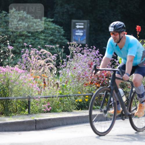08.09.2024 - Stadtparktriathlon Zöllner http://msf.ph/oto/6991432 08.09.2024 11:32:26 Radfahren 469, 484 meine-sportfotos.de