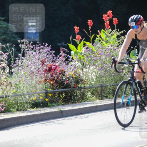 08.09.2024 - Stadtparktriathlon Zöllner http://msf.ph/oto/6991453 08.09.2024 11:32:45 Radfahren 497, 598, 609, 657 meine-sportfotos.de