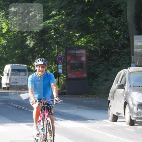 08.09.2024 - Stadtparktriathlon Zöllner http://msf.ph/oto/6991478 08.09.2024 10:26:13 Radfahren 223, 229, 347 meine-sportfotos.de