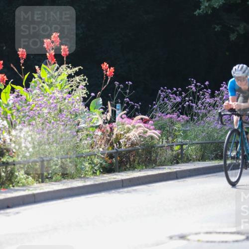08.09.2024 - Stadtparktriathlon Zöllner http://msf.ph/oto/6991488 08.09.2024 11:33:01 Radfahren 513, 527, 571, 577, 582, 583, 642, 650 meine-sportfotos.de