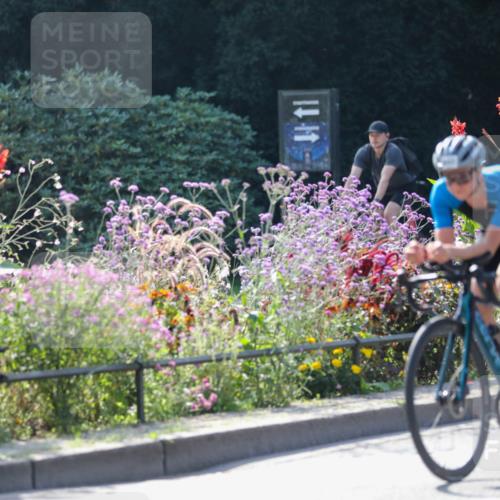 08.09.2024 - Stadtparktriathlon Zöllner http://msf.ph/oto/6991494 08.09.2024 11:33:02 Radfahren 513, 527, 571, 577, 582, 583, 622, 642, 650 meine-sportfotos.de