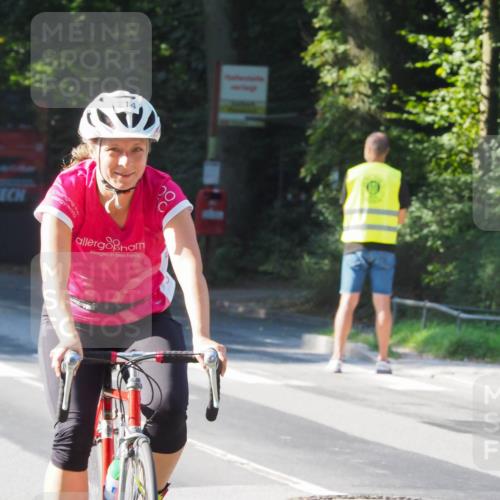 08.09.2024 - Stadtparktriathlon Zöllner http://msf.ph/oto/6991521 08.09.2024 10:26:39 Radfahren 212, 214, 252, 302 meine-sportfotos.de