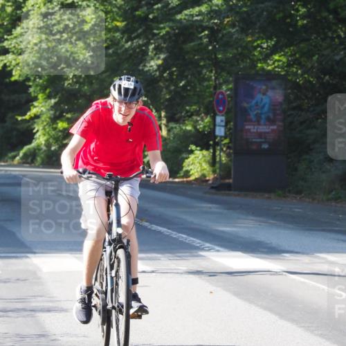 08.09.2024 - Stadtparktriathlon Zöllner http://msf.ph/oto/6991591 08.09.2024 10:27:19 Radfahren 182, 235, 248, 287, 304, 311, 313, 321, 322, 332, 357 meine-sportfotos.de