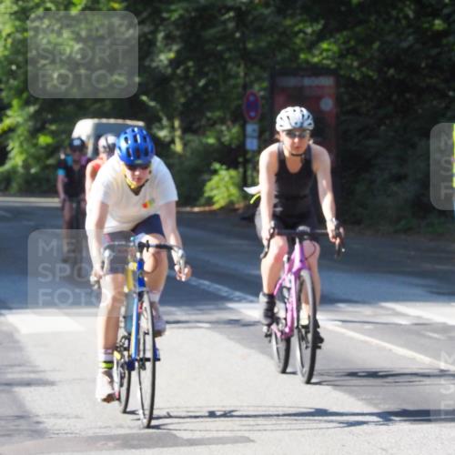 08.09.2024 - Stadtparktriathlon Zöllner http://msf.ph/oto/6991668 08.09.2024 10:27:24 Radfahren 182, 235, 248, 287, 304, 311, 321, 322, 332, 357 meine-sportfotos.de