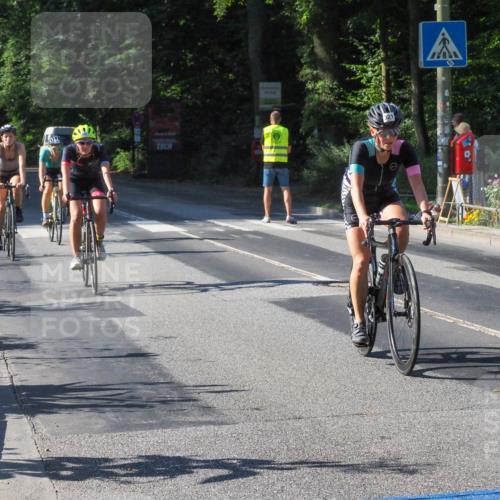 08.09.2024 - Stadtparktriathlon Zöllner http://msf.ph/oto/6991709 08.09.2024 10:27:27 Radfahren 182, 287, 304, 311, 321, 322, 332, 340, 357 meine-sportfotos.de
